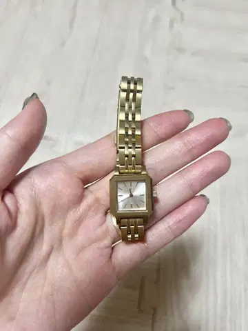 Jouete 골드 스퀘어 손목시계