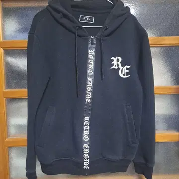 RTEG 블랙 후드 부착 후드티