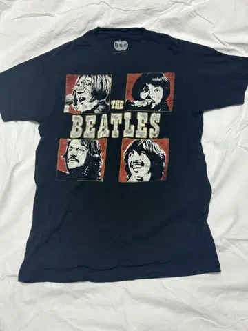 THE BEATLES 프린트 티셔츠 M 사이즈