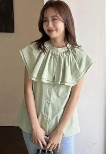 벌스데이 바쉬 프릴 케이프 블라우스 그린