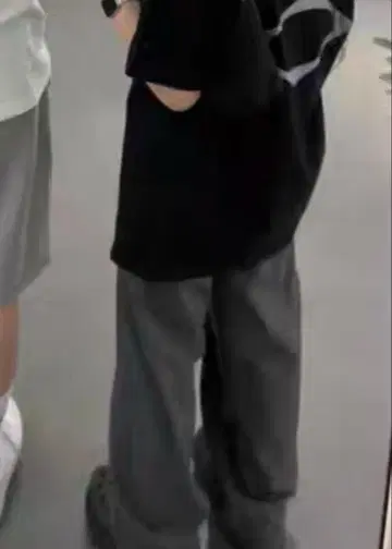 미스치프 티셔츠