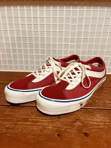 VANS RHUDE 콜라보 스니커즈