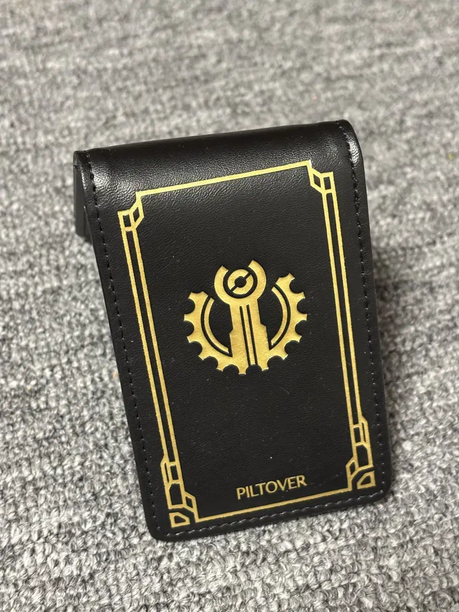 [League of Legends] Arcane Vi Piltover Enforcer ID Card Holder