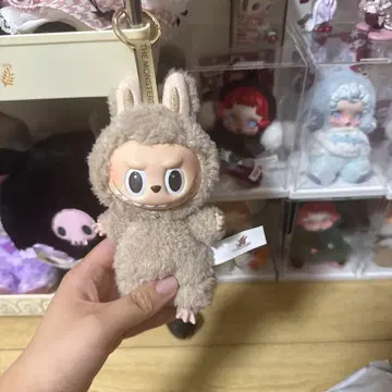 Labubu Exciting Macaron 봉제 인형 Toffee