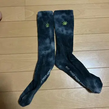 헴프 리브 삭스 잎 자수 장식