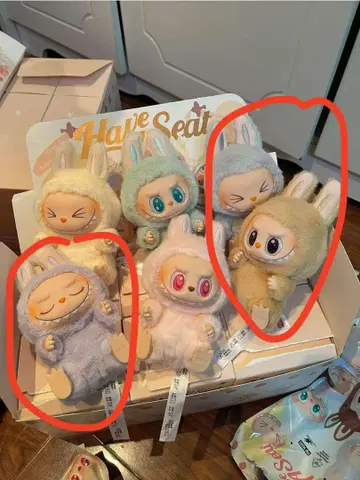 POP MART Have A Seat 봉제 인형