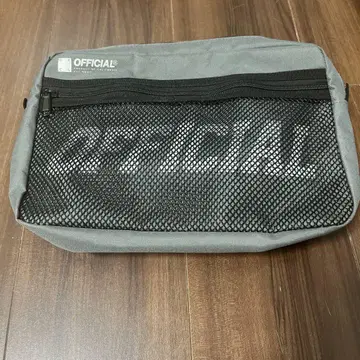 OFFICIAL 가슴 가방 그레이
