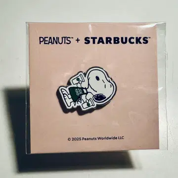 스누피 핀 배지 PEANUTS + STARBUCKS