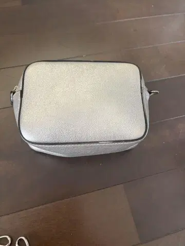 J&M Davidson 실버 숄더백