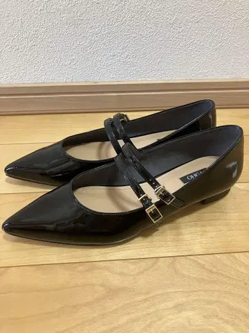 OHGA 에나멜 펌프스