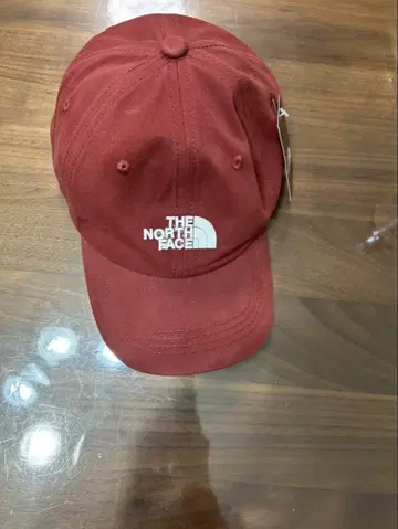 THE NORTH FACE 빨간색 캡