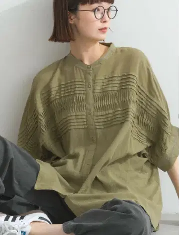 Lupilien 코튼 크레이프 카라 자수 핀턱 튜닉