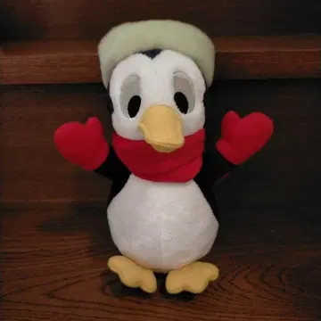 디즈니 리조트 추위를 타는 펭귄 파블로 봉제 인형 23cm
