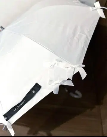 새상품 질스튜어트 리본 차광 우천 겸용 우산 접이식 양산 탑 플랫 3