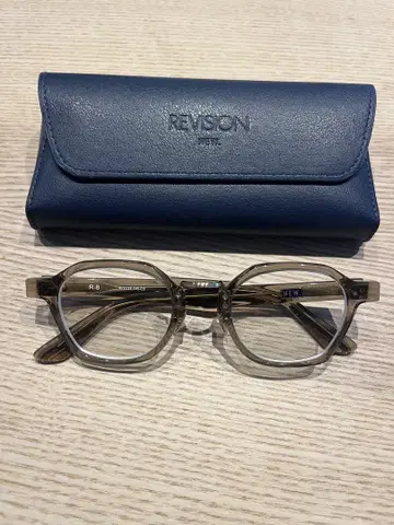 NEW. REVISION R-8 안경 케이스 포함