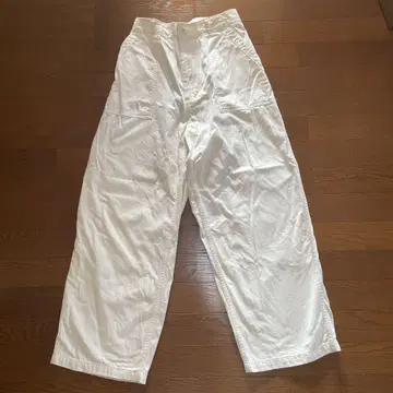 JOHNBULL 화이트 팬츠