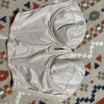 트리트 드레싱 숏 뷔스티에