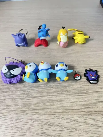 포켓몬 굿즈 모음