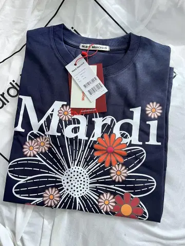 Mardi Mercredi 꽃무늬 프린트 티셔츠 프리 사이즈