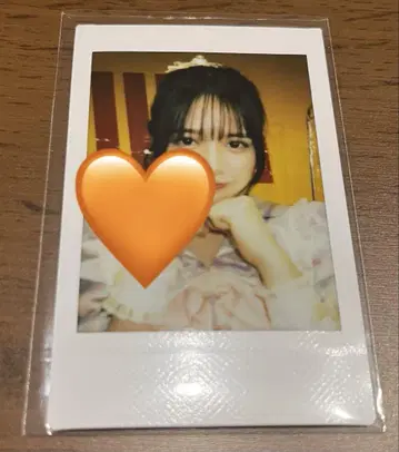 FRUITS ZIPPER 진사이 스즈카 폴라로이드 리리이베