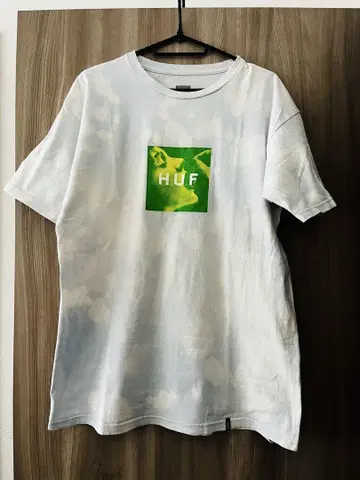CHERRY BOX LOGO S/S TEE HUF / 하프 로고 티셔츠