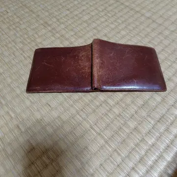 브라운 가죽 접이식 지갑