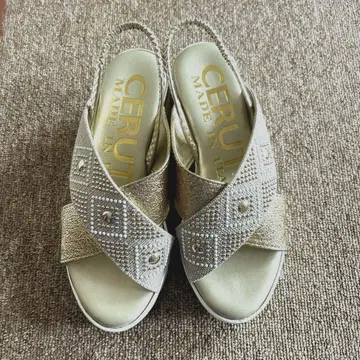 CERRUTI 샌들