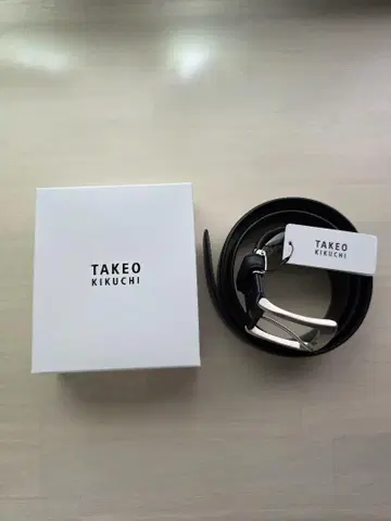 TAKEO KIKUCHI 블랙 가죽 벨트 [미사용 새상품]