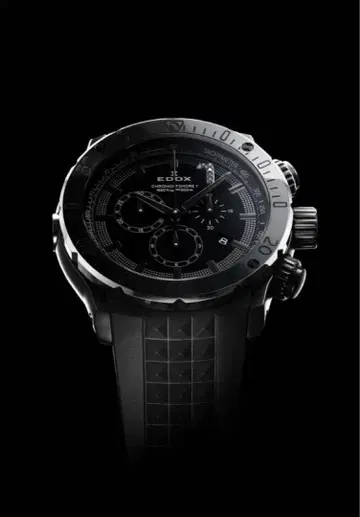EDOX 크로노 오프쇼어 1 크로노그래프 10주년 일본 한정판 모델