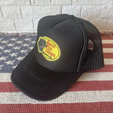 Bass Pro Shops 블랙 트래커 캡, 몇 번 착용, 하이 크라운