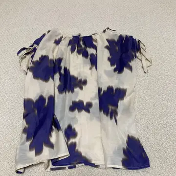 그레디 브릴리언트 보라색과 크림색 타이다이 패턴 반팔 블라우스