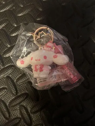 산리오 봄 사쿠라 시나모롤 키링