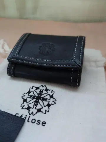 Efilose 에피 로즈 블랙 가죽 3단 폴더형 지갑