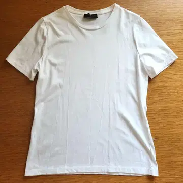 투모로우랜드 컬렉션 티셔츠