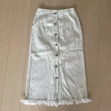 화이트 데님 타이트 스커트 프린지 밑단