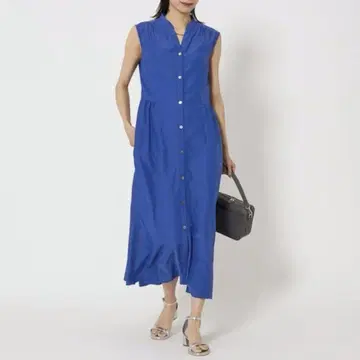 그린 라벨 릴랙싱 사이드 절개 슬리브리스 원피스