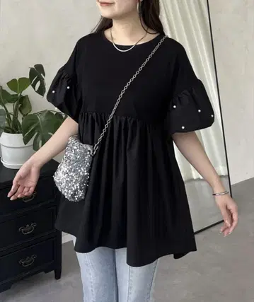 펄 벌룬 슬리브 도킹 페플럼 티셔츠