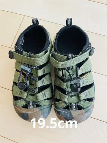 KEEN 카모플라쥬 아웃도어 신발 19.5cm