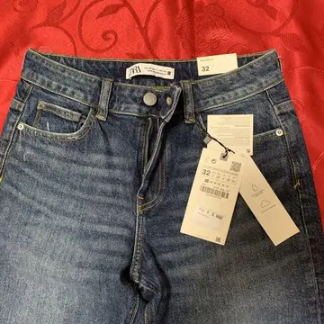 자라 RELAXED FIT