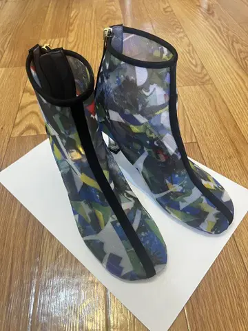 GRISE Le Talon 르타롱리즈 시어 숏부츠 아크릴 힐