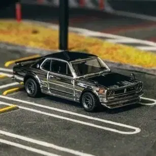 1/64 하코스카 실버 터맥 스카이라인 HT 2000GT-R (Y211