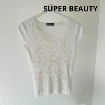 미사용 SUPER BEAUTY 자수 화이트 반팔 상의 40