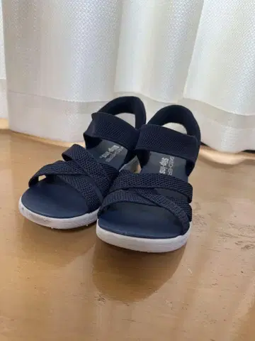 SKECHERS Slip-ins 네이비 스포츠 샌들