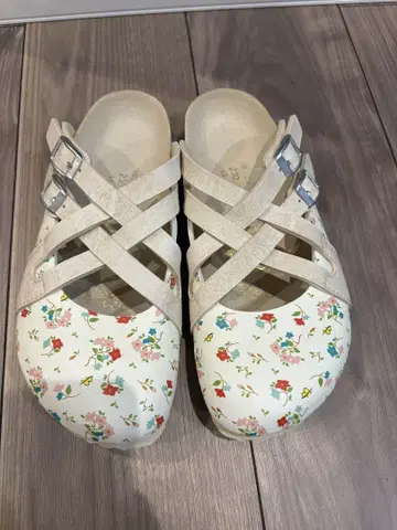 BIRKENSTOCK 버켄스탁 Papillio 샌들