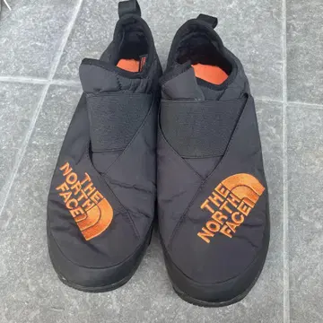 THE NORTH FACE 블랙/오렌지 눕시 빔즈