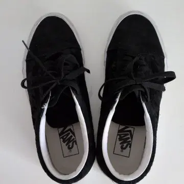 VANS 블랙 스니커즈