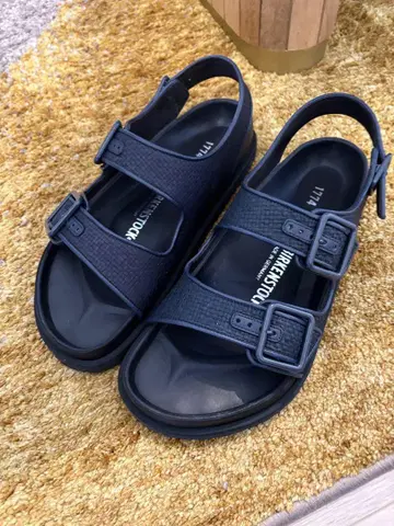 새상품급 버켄스탁 1774 Milano Raffia Luxe 42