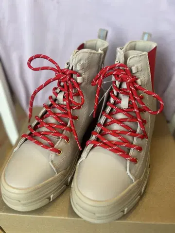 TOKYO CAMP 베이지 하이컷 스니커즈 25cm