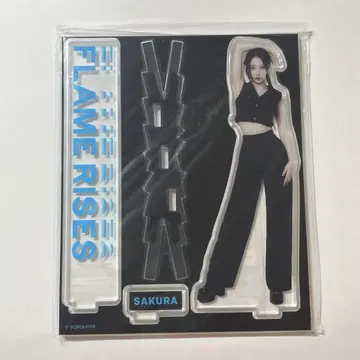 SAKURA 르세라핌 미개봉 새상품 아크릴 스탠드 FLAME RISES