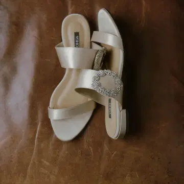 OHGA (오가) BIJOU SANDAL S 사이즈 베이지